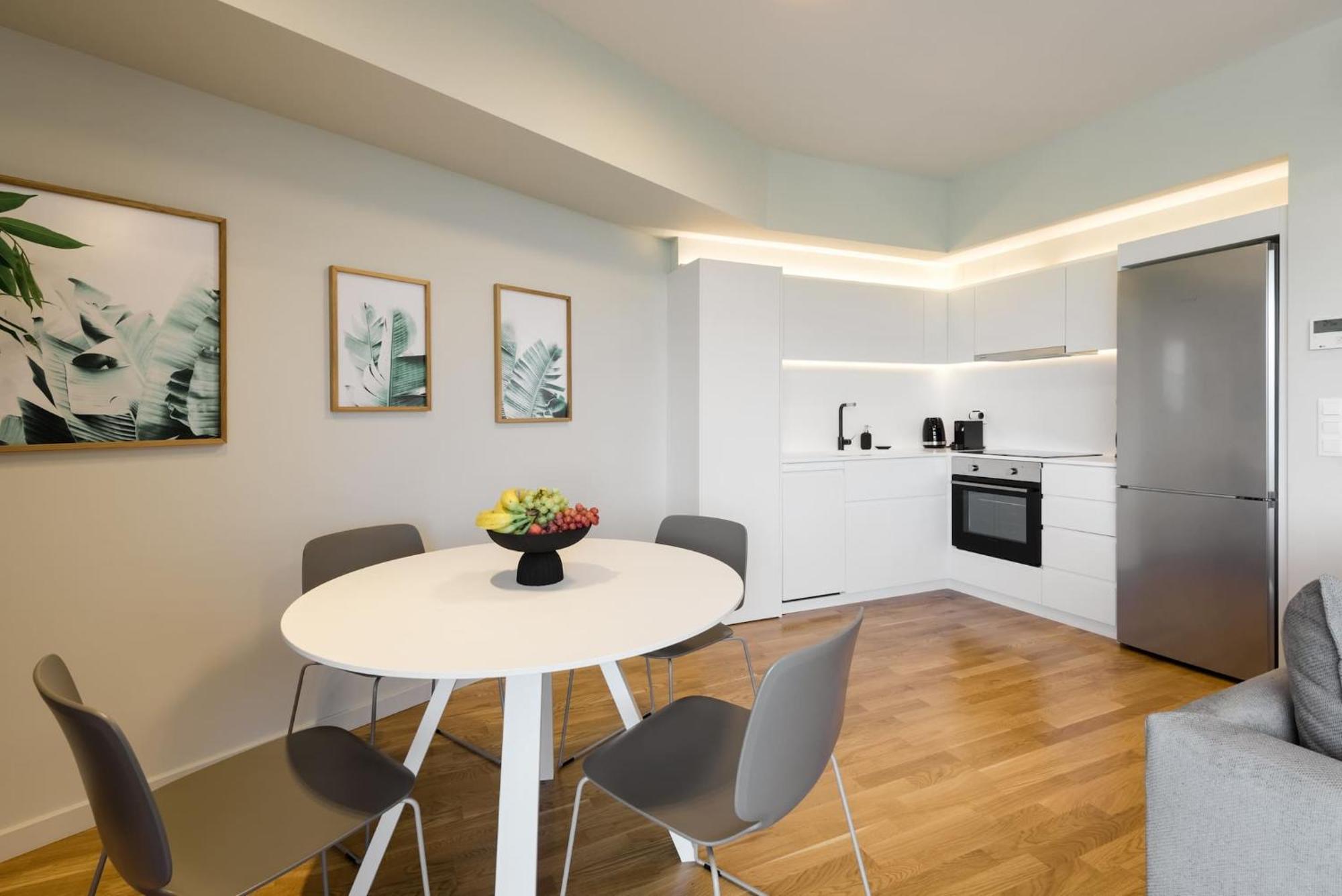 Urban With Stunning Acropolis View & Roofdeck Apartment *