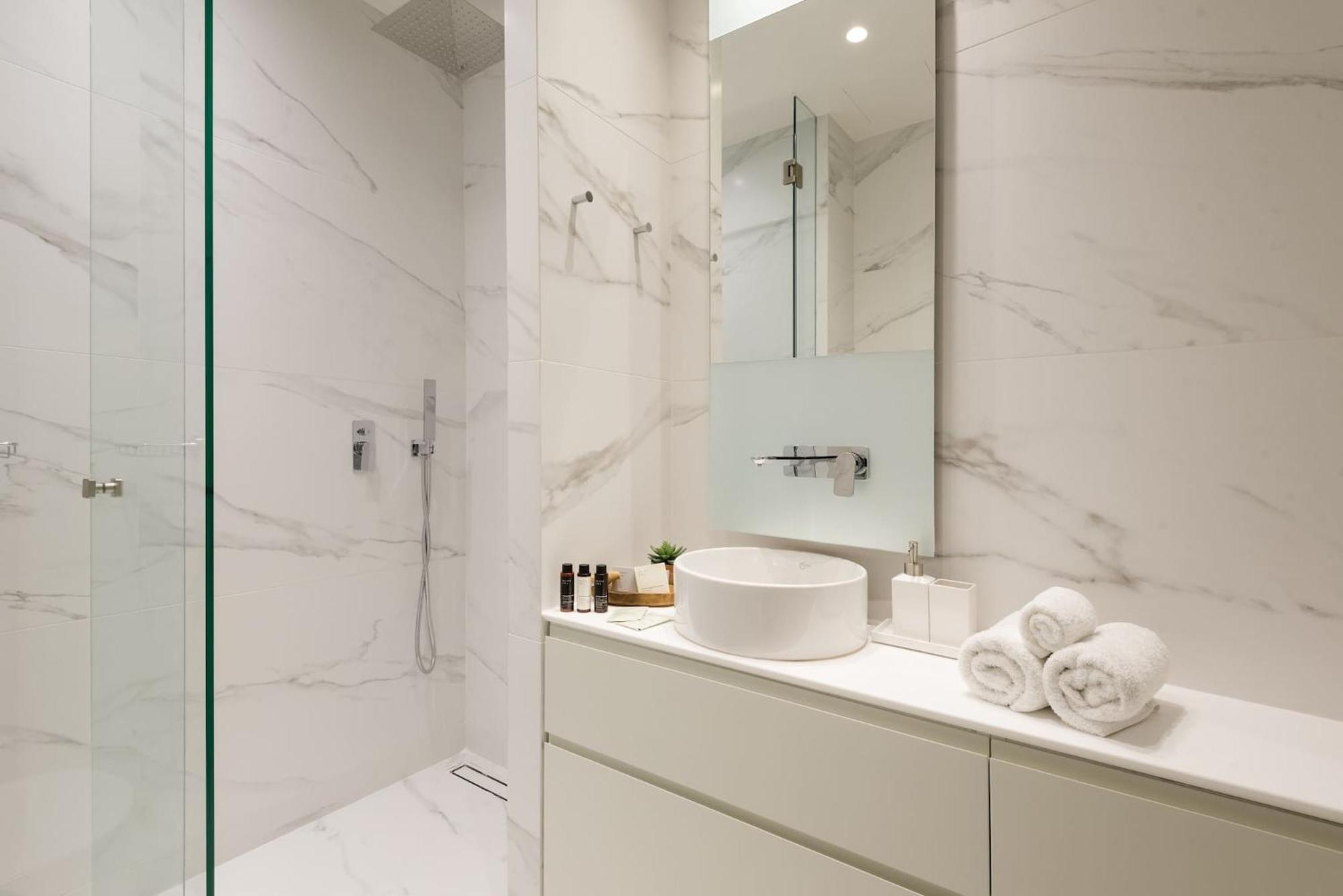 Urban With Stunning Acropolis View & Roofdeck * Athen